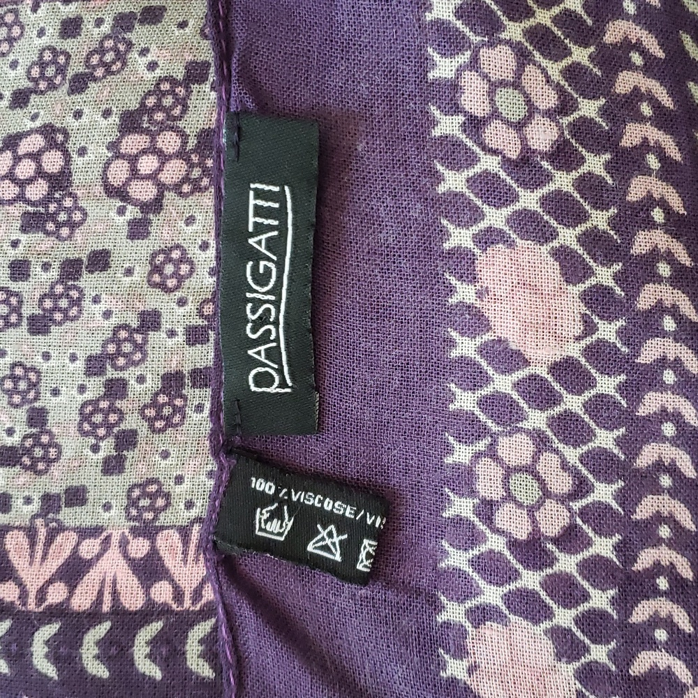 Vintage PASSIGATTI Italian Designer Scarf • Purple Pink Navy Floral Square Wrap - Picture 8 of 13